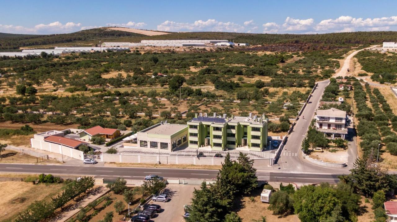 Apartmani Rubinic Турань Екстер'єр фото