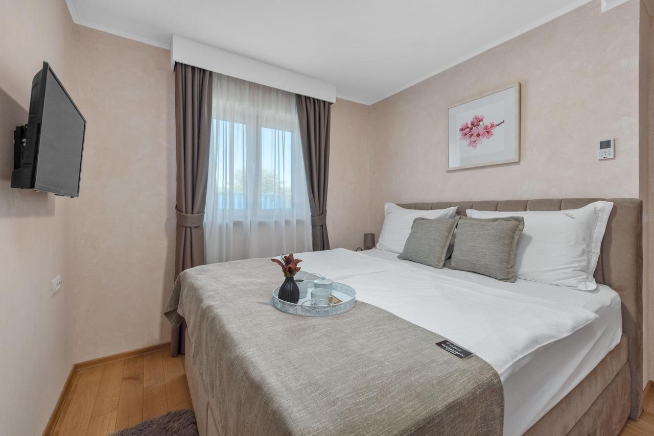 Apartmani Rubinic Турань Екстер'єр фото